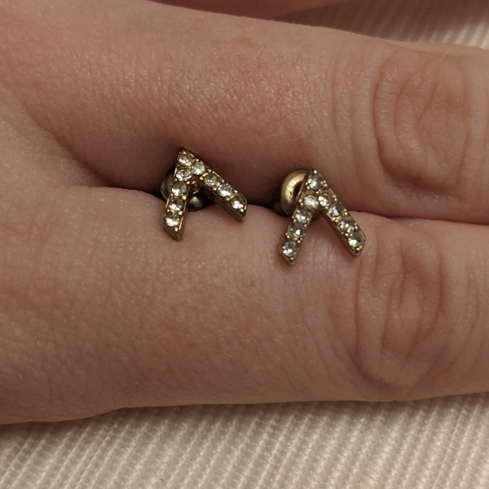 set of two gold sparkly studs